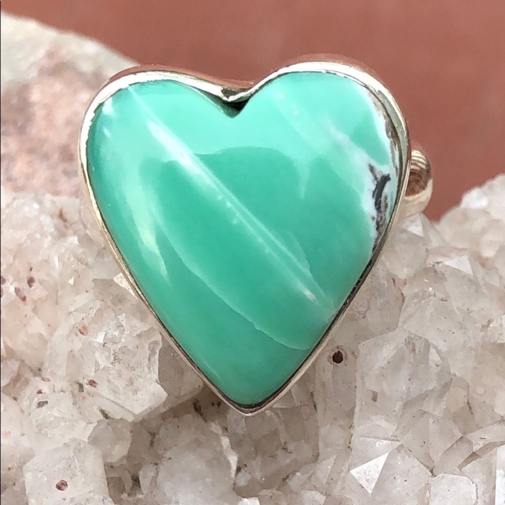 BOUTIQUE UTAH VARISCITE HEART 925 SILVER RING, 7